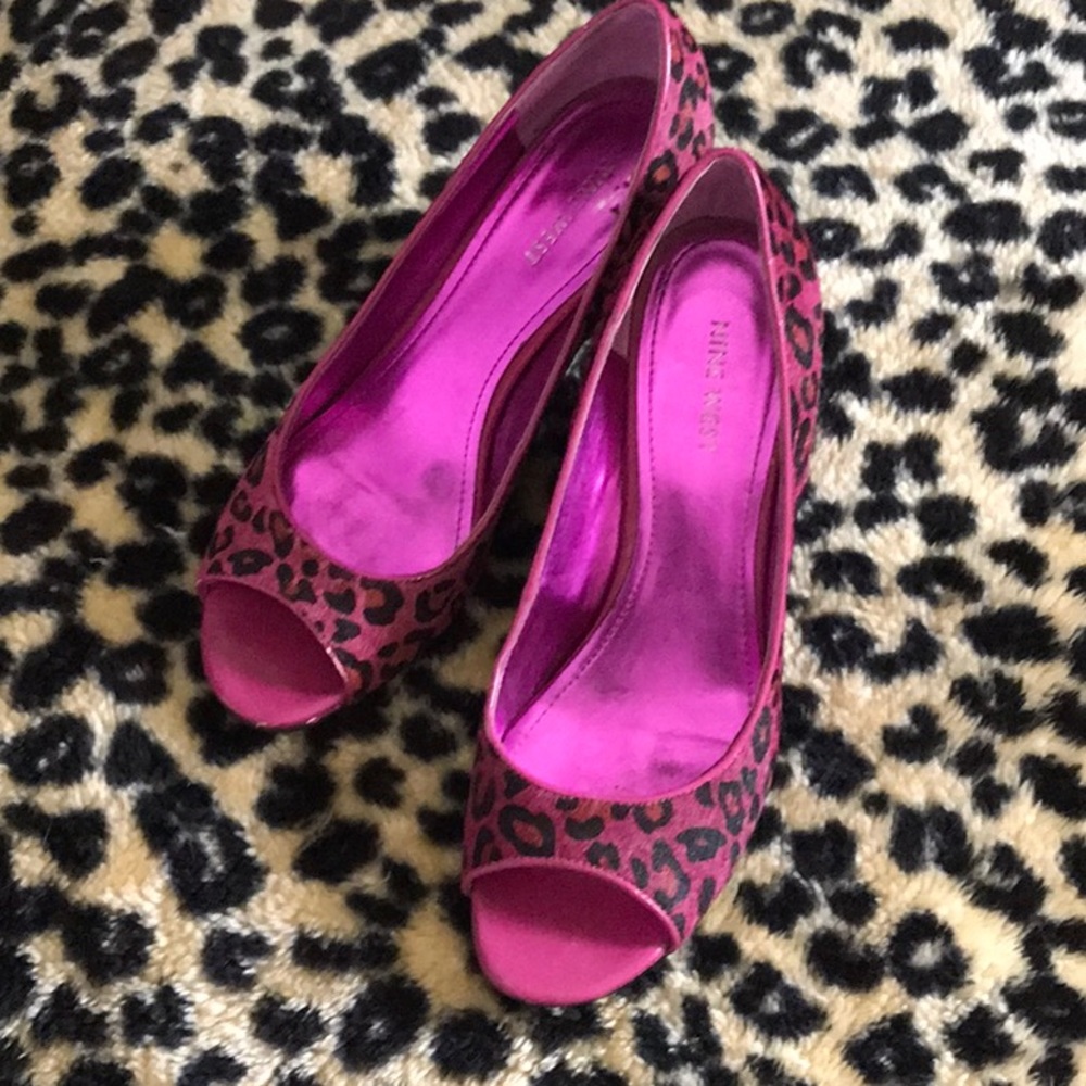 Ladies shoes